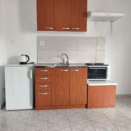 New Era 2 Apartamento Polychrono Exterior foto